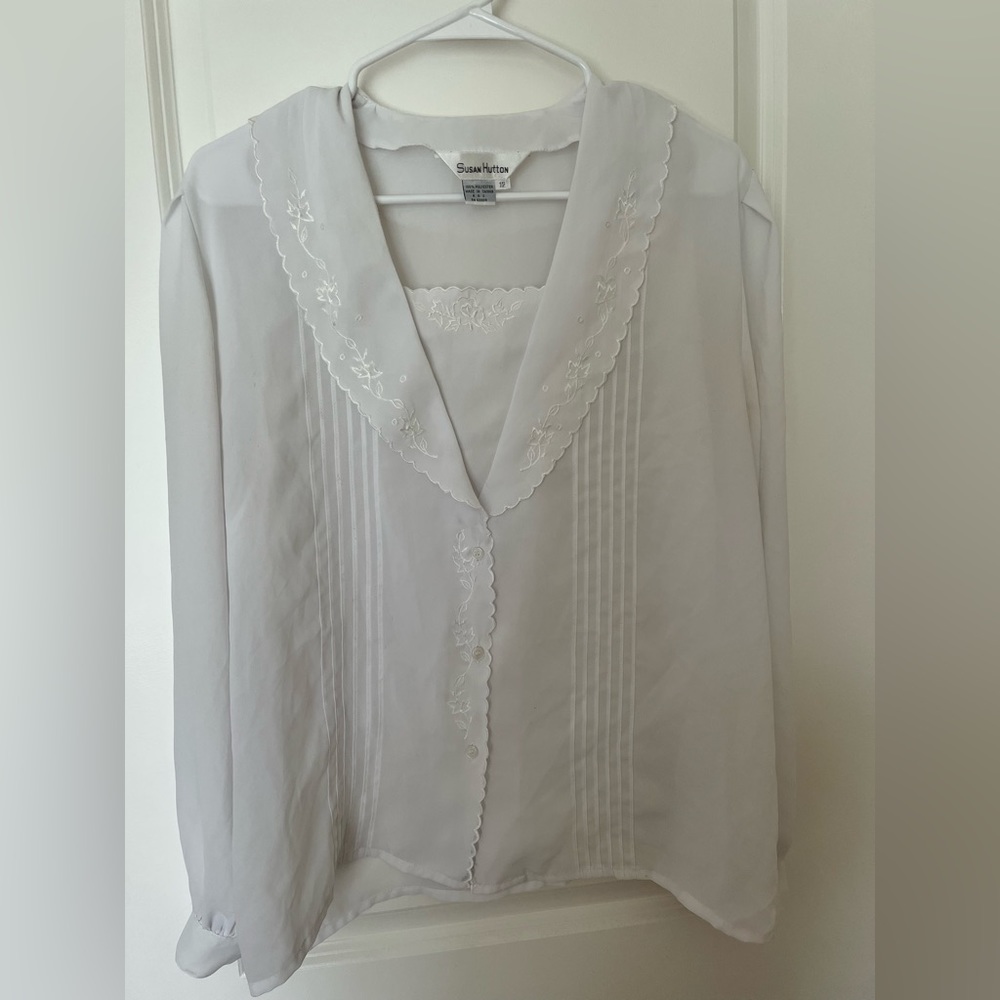 Airy embroidered blouse